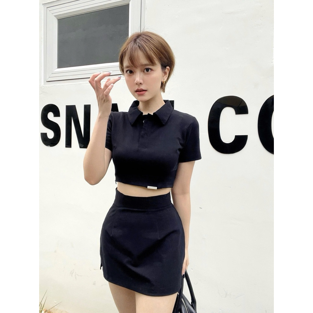 Set polo croptop chân váy nữ có quần bảo hộ By Jolie