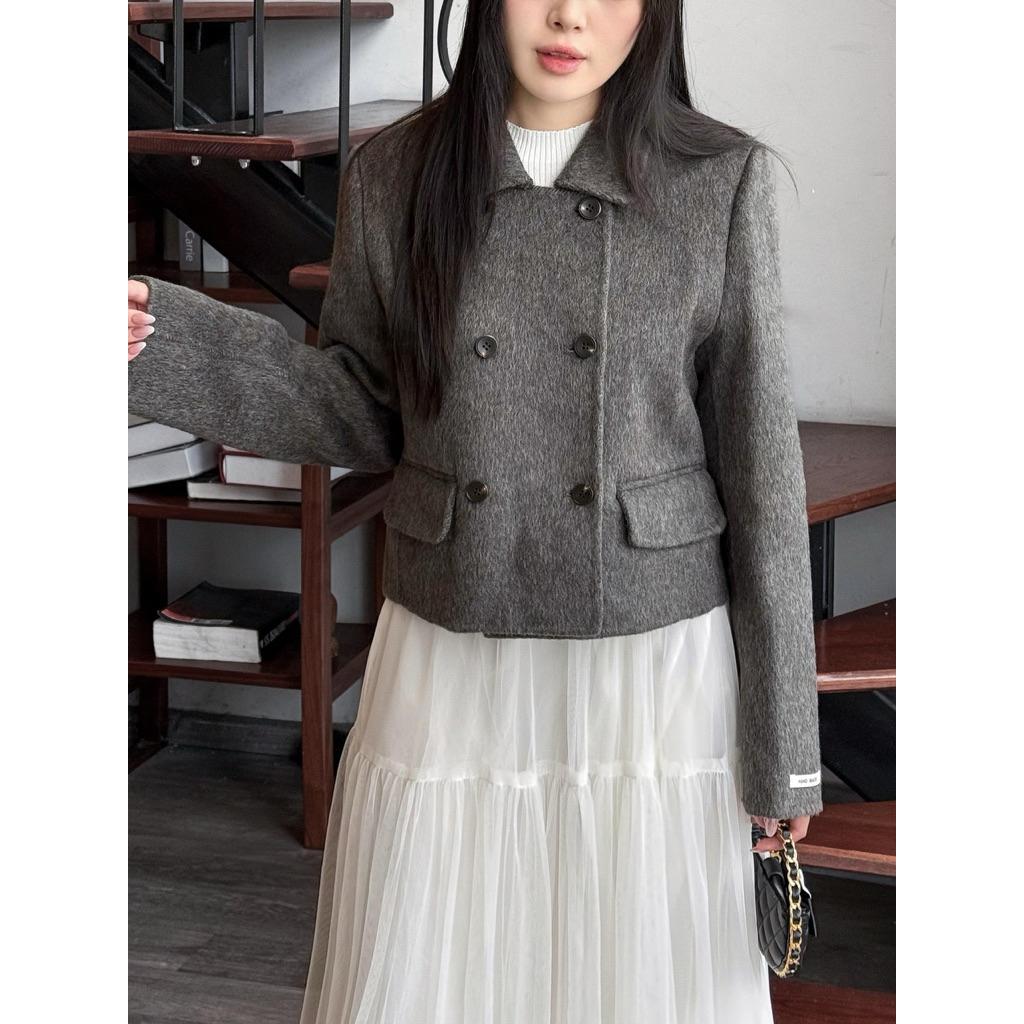 Áo khoác dạ ép lông cừu Hàn Quốc Mika Coat phối cúc By Jolie Jeace studio