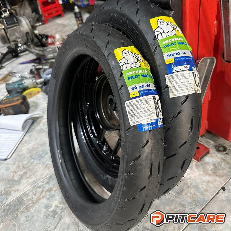 Lốp Michelin Pilot GP cho Vario Vision Size Zin Chính Hãng Trước 80/90-14 Sau 90/90-14
