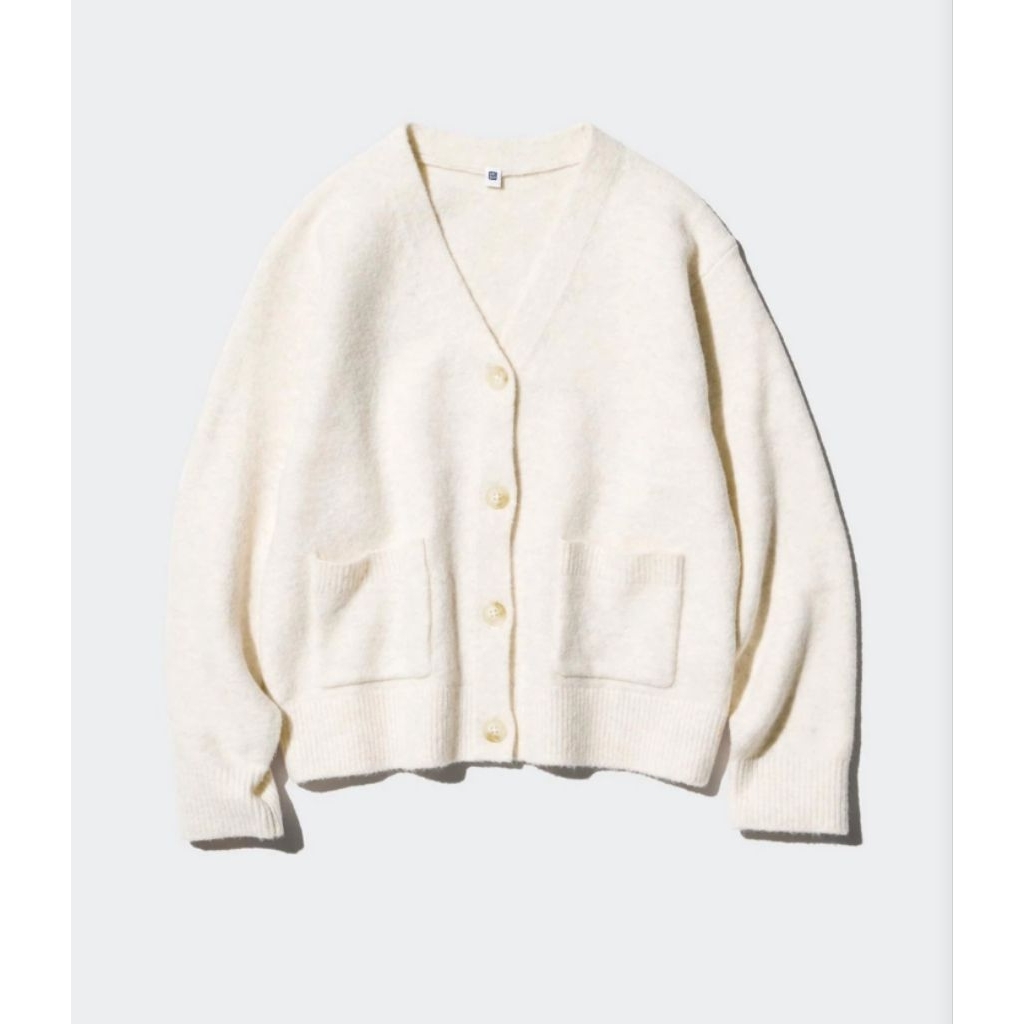 Áo cardigan Uniqlo màu trắng off white (phí sàn 25%)