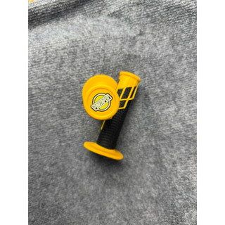Tay nắm protaper cào cào