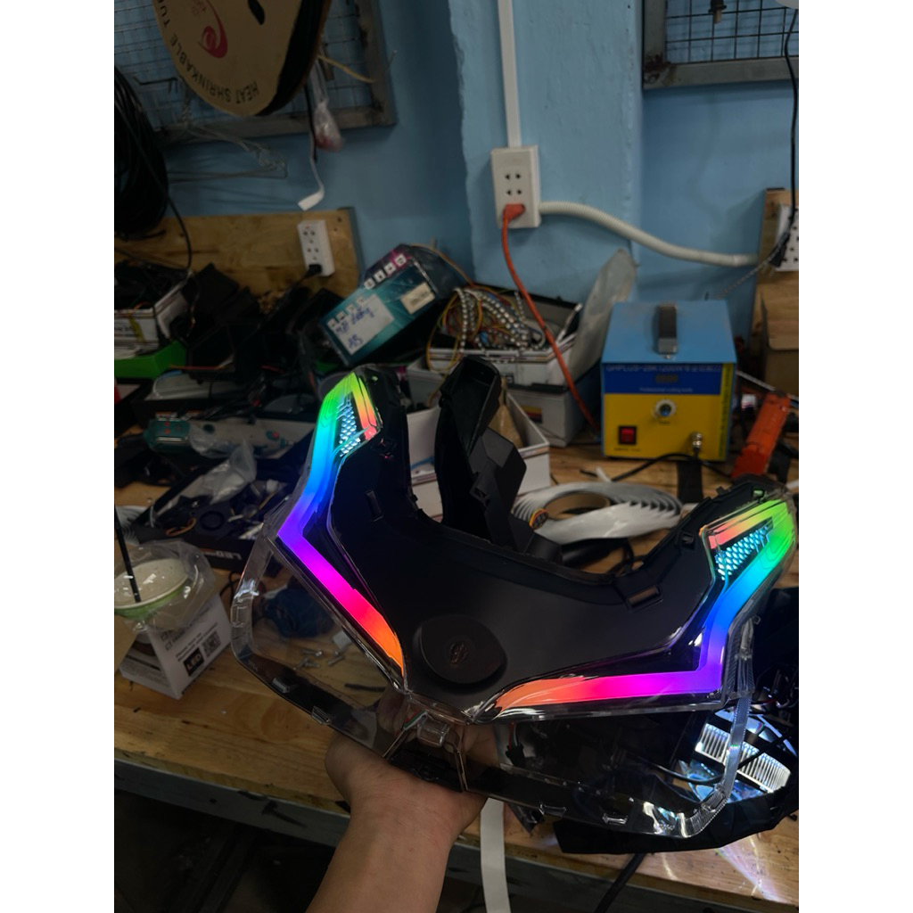 Phôi audi 3D xe Ab2020-2025 ( 125-150-160) có uốn sẵn —Đổi màu qua app - siêu đẹp-đèn sáng-Phụ tùng 