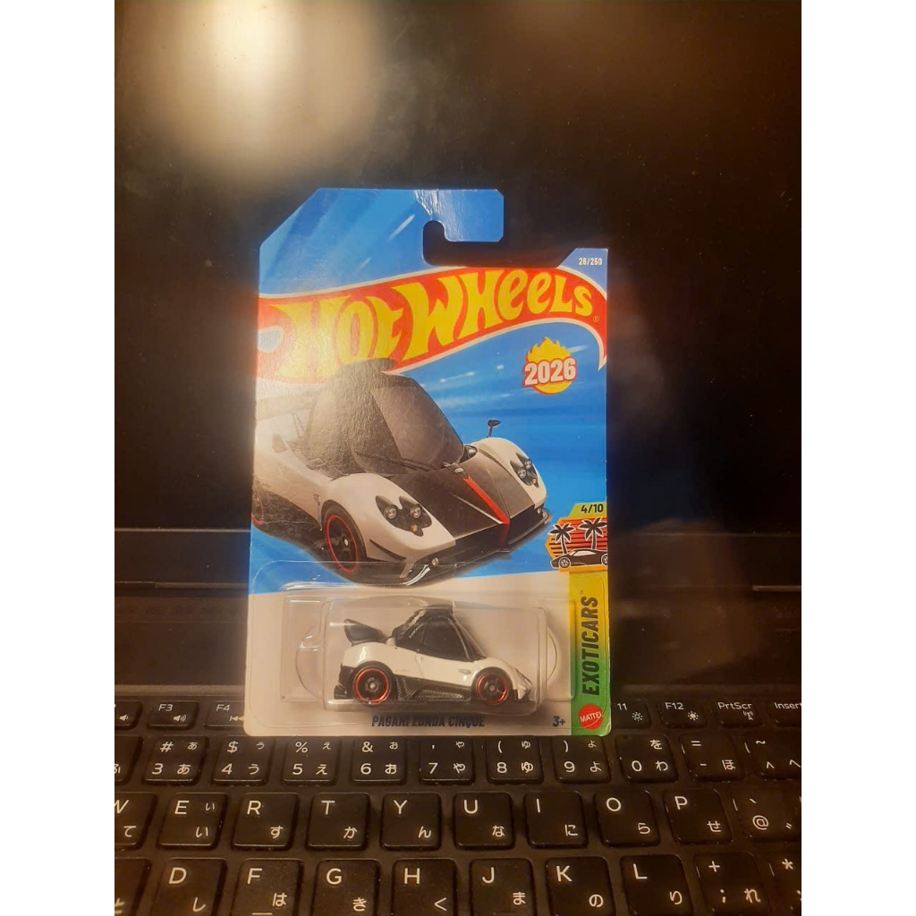 Xe mô hình JJH34 Hot Wheels Pagani Zonda Cinque - basic B case 2026( df nhẹ ở móc)