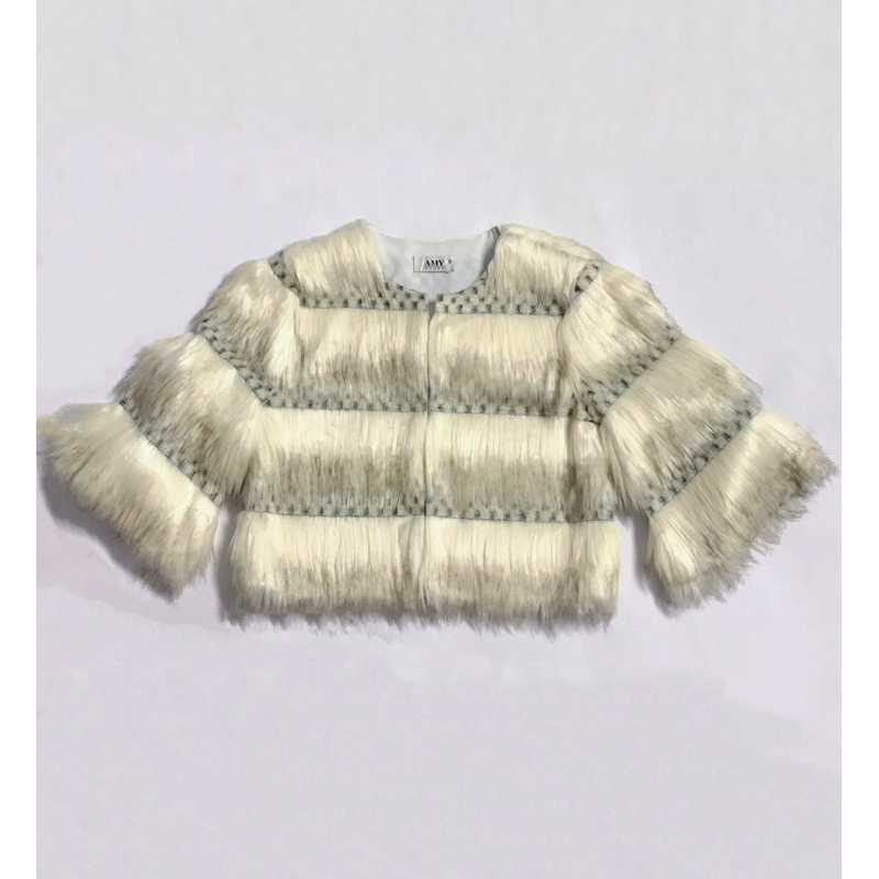 Thanh lý Áo lông AMY Store size S