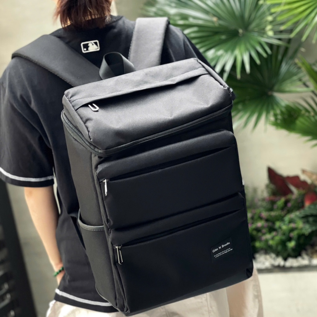 Balo Giles N Brooks Xuất Âu