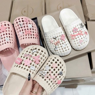  Dép Sục Rọ nữ đế cao 3cm đính charm 3D tông hồng Sục rọ nữ đúc liền mềm nhẹ êm chân 