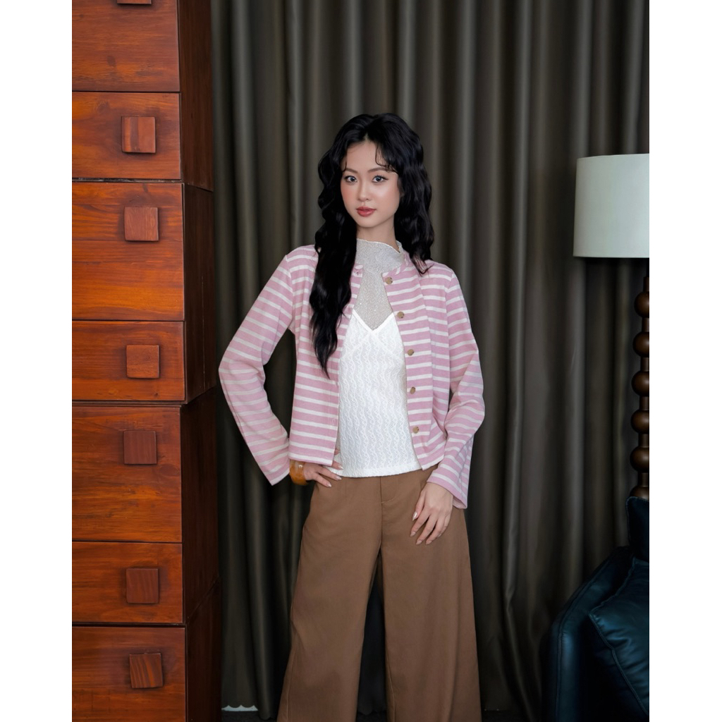   Hỏa tốc HCM  Áo khoác cardigan tay dài cổ tròn phối kẻ Maia Cardigan – Sibling House 