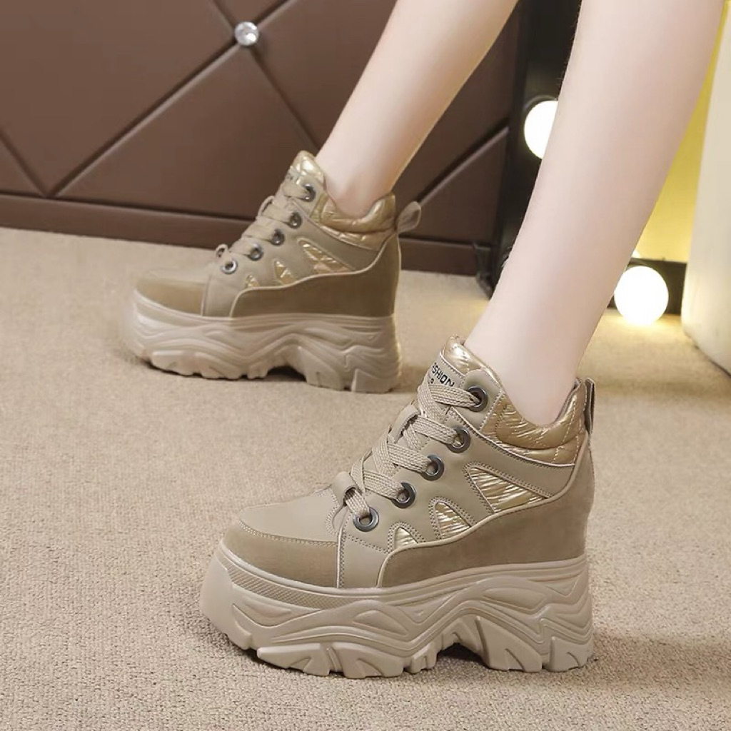 [ Sẵn đen 35, nâu 38] Giày thể thao đế độn 9cm
