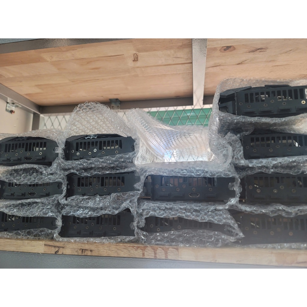 Card Màn Hình ASUS MSI GIGA 5600XT 6G Các mã đã qua sử dụng