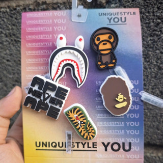  Set charm BAPE gắn dép cross phụ kiện trang trí dép cross BAPE  charm jibbitz BAPE 