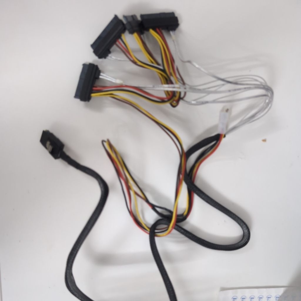 Cáp Mini SAS SFF-8087 to 4 SFF-8482 HDD SAS