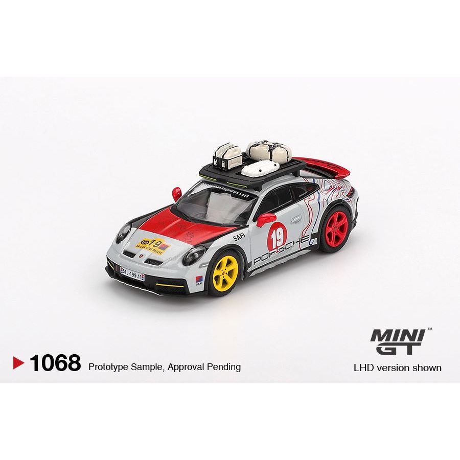 [minigt.vn] Mini GT MGT01068 – Porsche 911 Dakar “Uncle Rally” (Version Box)