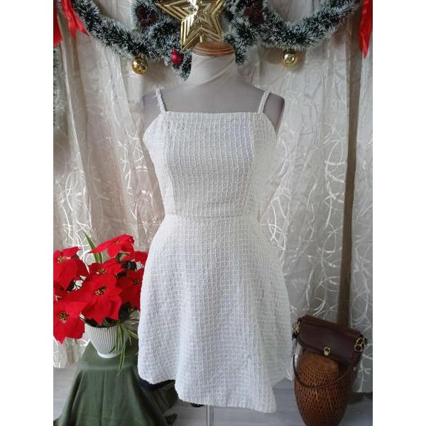 CHIBEST thanh lý - Đầm trắng 2 dây bymo - Size M