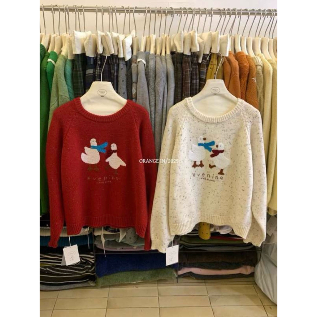 【F18.STUDIO】 #123 Áo len dài tay hoạ tiết thiên nga quàng khăn