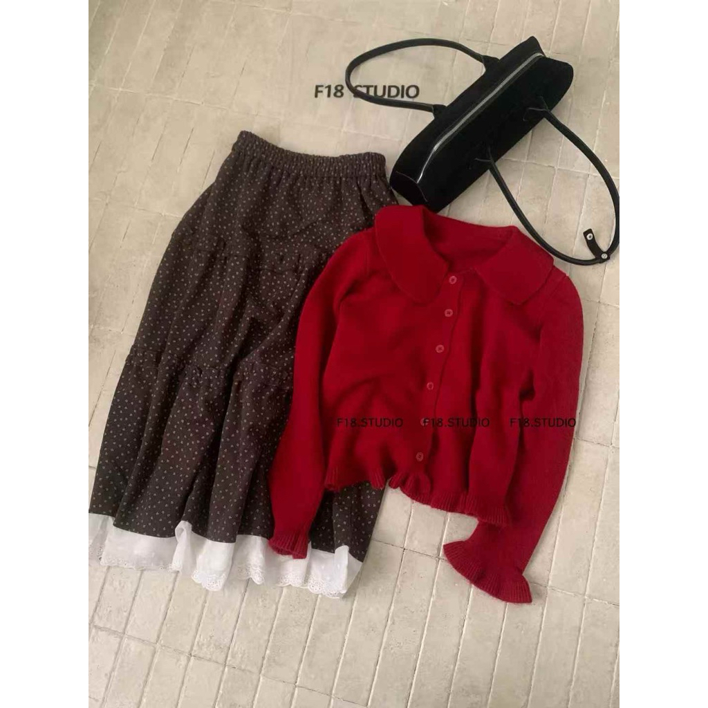 【F18.STUDIO】 #908 Áo len cổ sen cài khuy gấu viền bèo