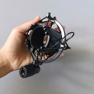Giá đỡ  mic thu âm