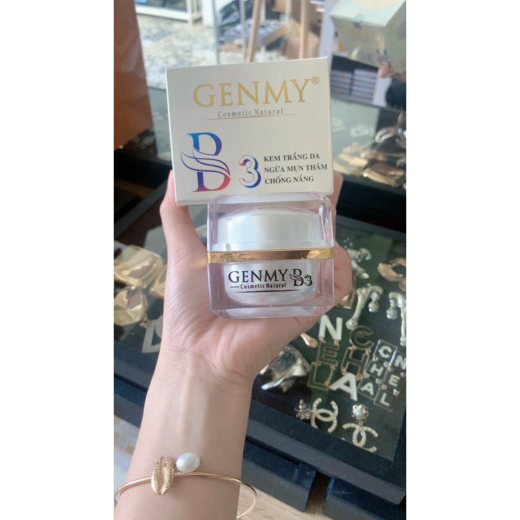 Kem trắng da ngừa mụn thâm chống nắng Genmy B3.
