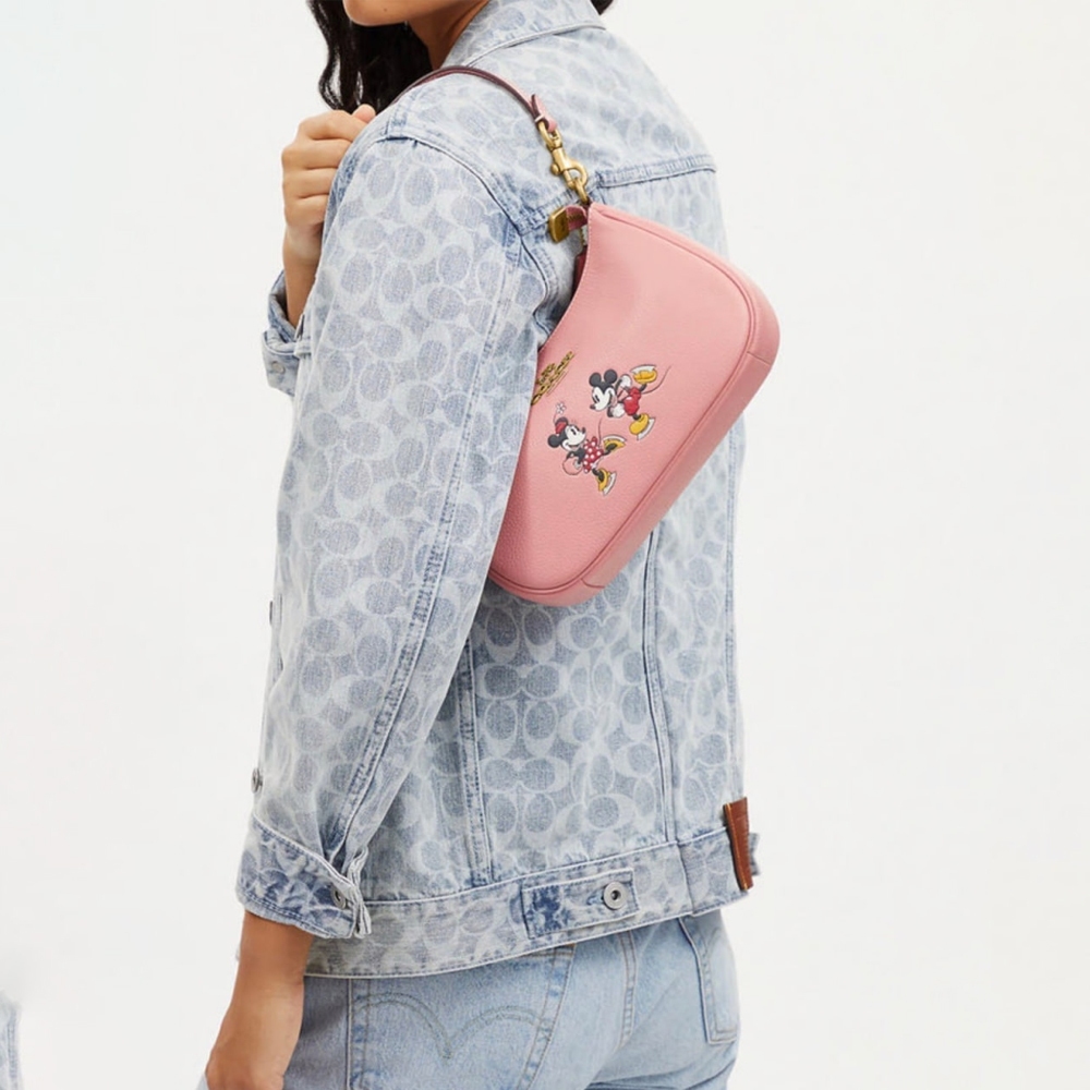 Túi Đeo Chéo Coach CM858 Disney X Coach Teri Shoulder Bag w Ice Skate Motif Blush Multi