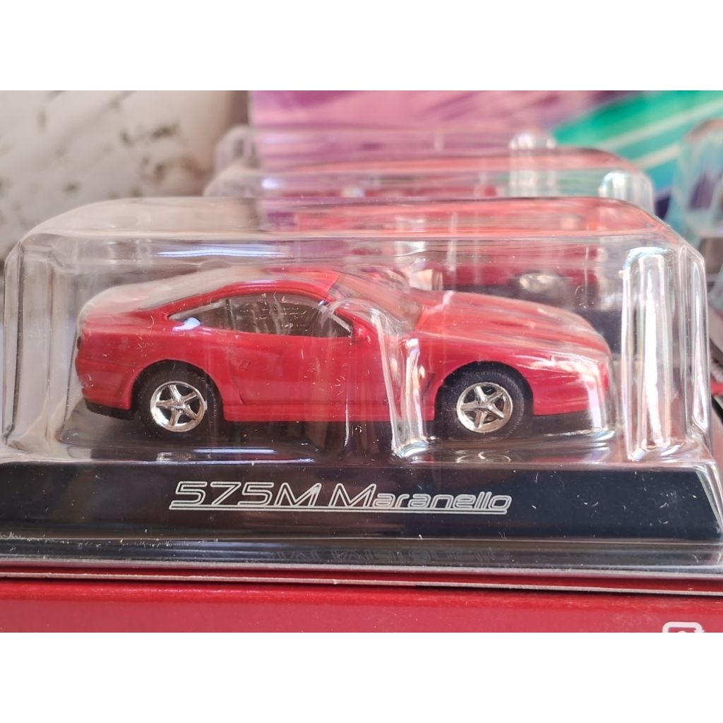 KYOSHO 1/64 - FERRARI 575 MARANELLO MÀU ĐỎ