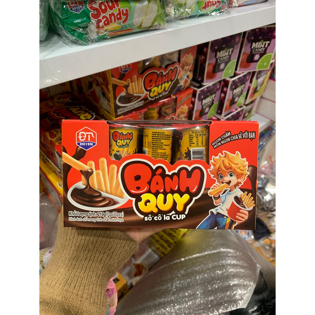 Hộp 30c bánh quy chấm socola cup