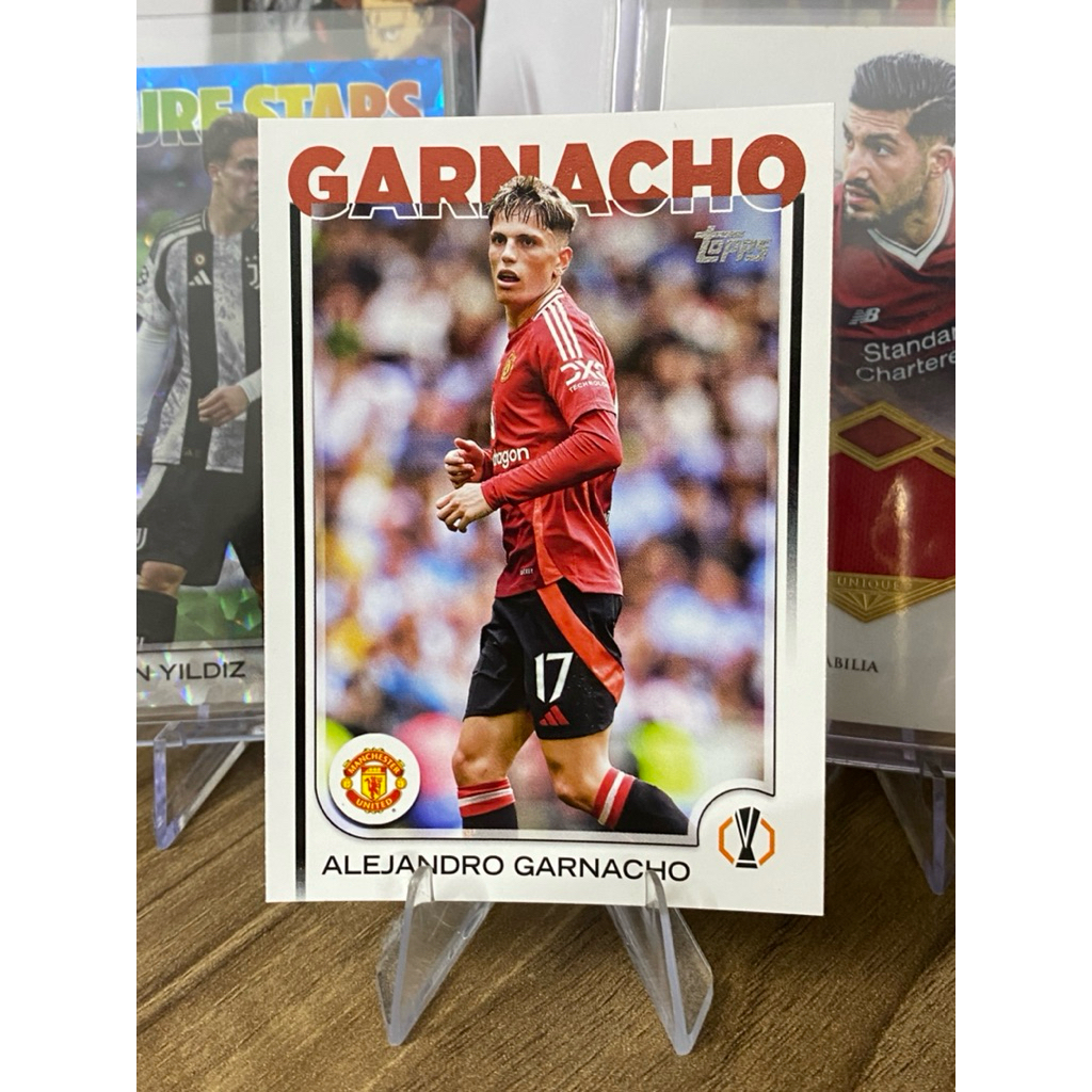 Thẻ Cầu Thủ Garnacho Topps UEFA Club Competitions 2024-25 Manchester United Base #147