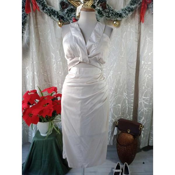 EMILI NEW TAG - Đầm lụa ôm body bymo - SIZE S