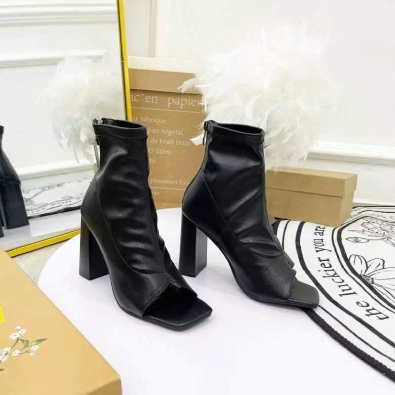 Boot nữ cổ cao,hở mũi, Bốt cổ nhăn 7 phân da mờ gót vuông sành điệu mẫu mới full hộp.