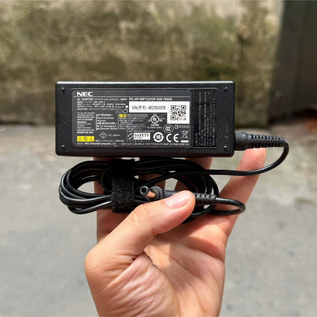 Sạc laptop NEC LaVie NEC LaVie LS150 19v xịn chính hãng