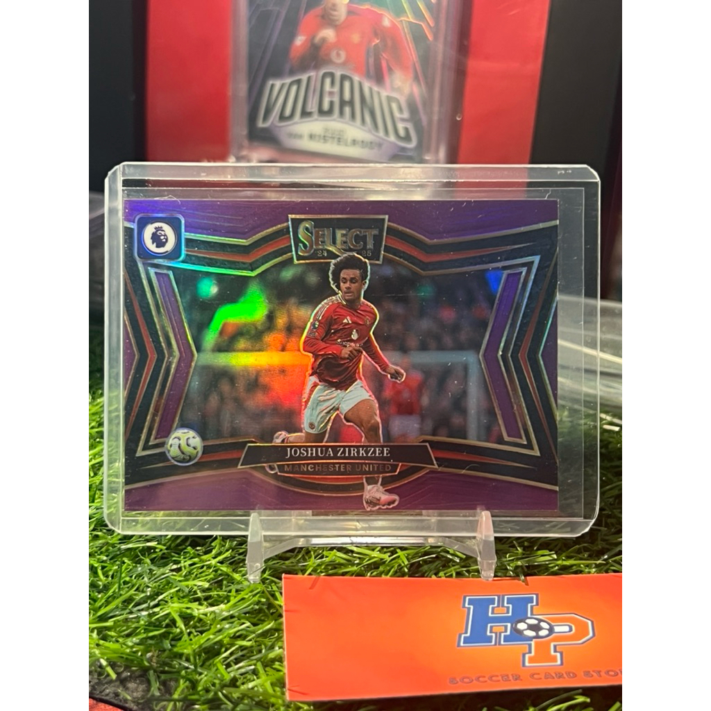 Thẻ bóng đá Joshua Zirkzee /140 Panini Select EPL 2024/25