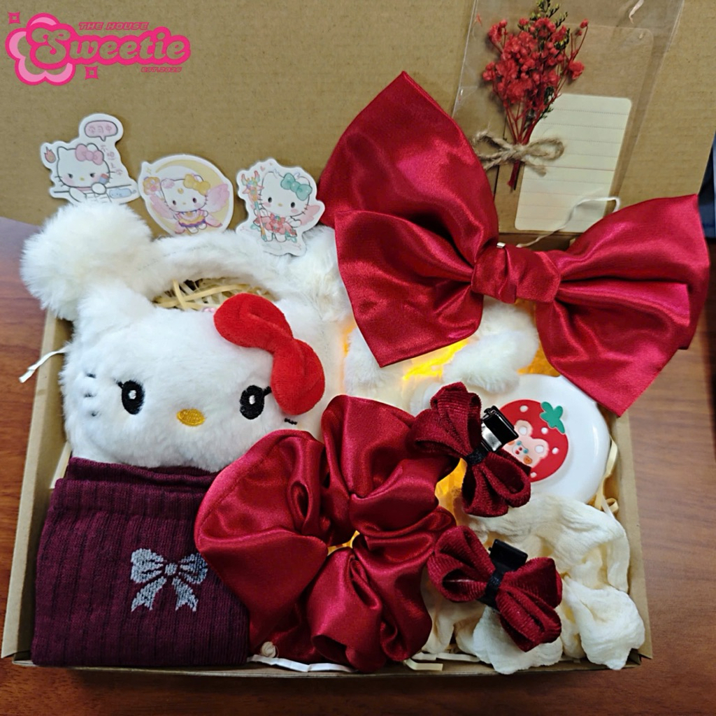 [HOẢ TỐC HCM] Set quà noel, quà sinh nhật, set quà tặng bạn gái, hộp quà tone đỏ xinh xắn