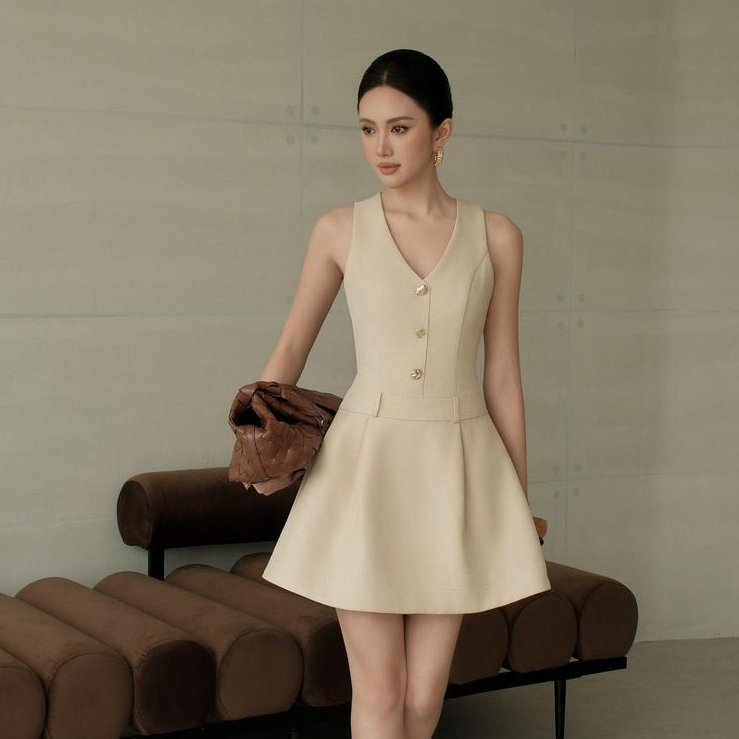 Đầm Nữ JOVEN Sanni Cổ V Sát Nách Form A Basic