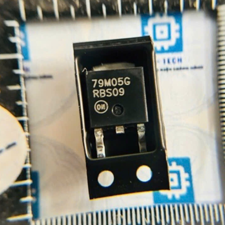 Linh Kiện IC Nguồn Chính Hãng MC79M05CDT 79M05G 7905 79M05 TO252 IC ổn áp nguồn -5V mới
