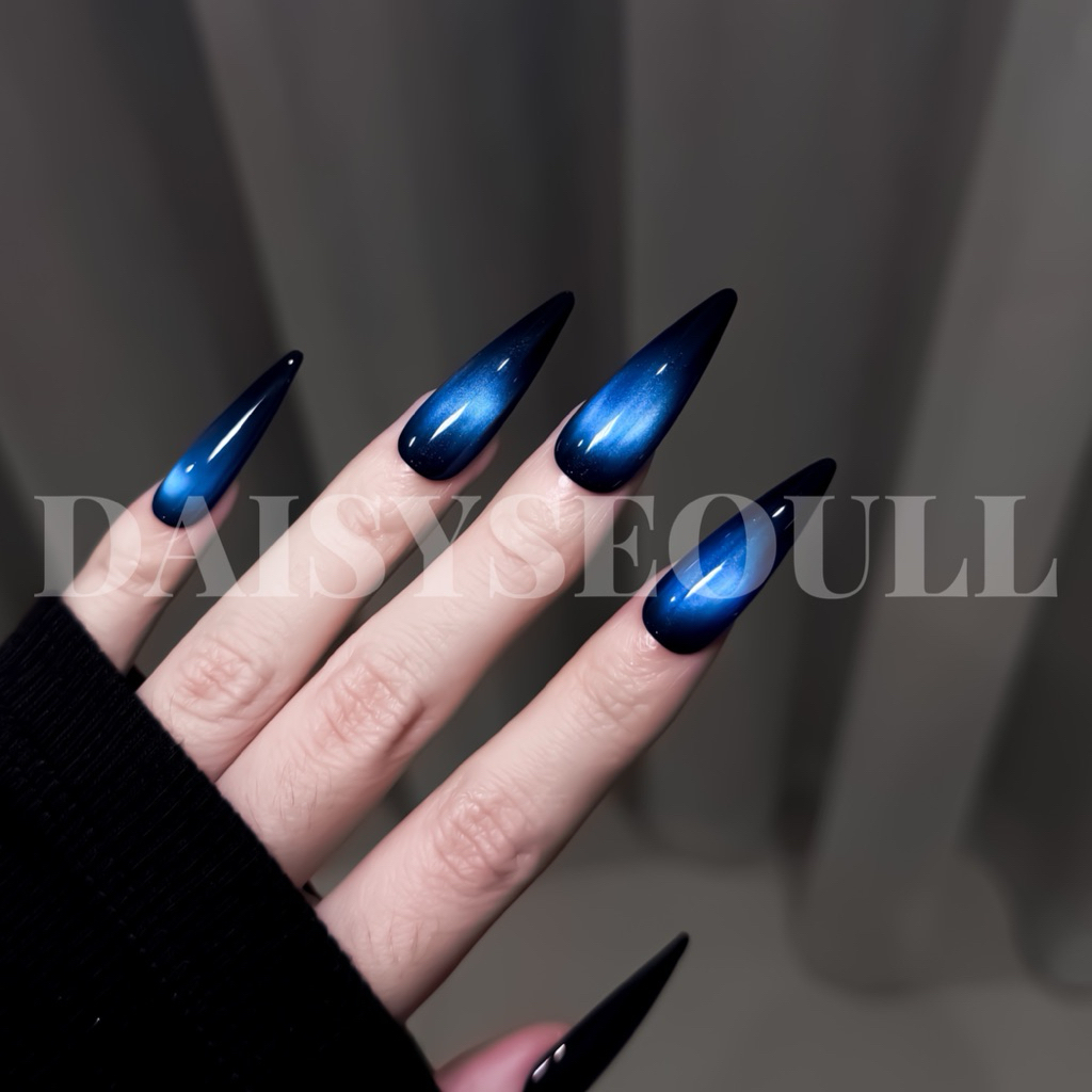 [S026] Nail box mắt mèo ánh xanh dương đen DAISY NAIL - móng tay giả xanh đen