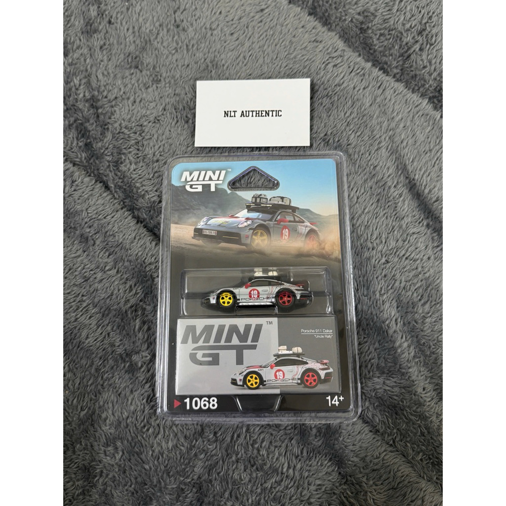 Xe MiniGT Porsche 911 Dakar Uncle Rally ( Bản Card )