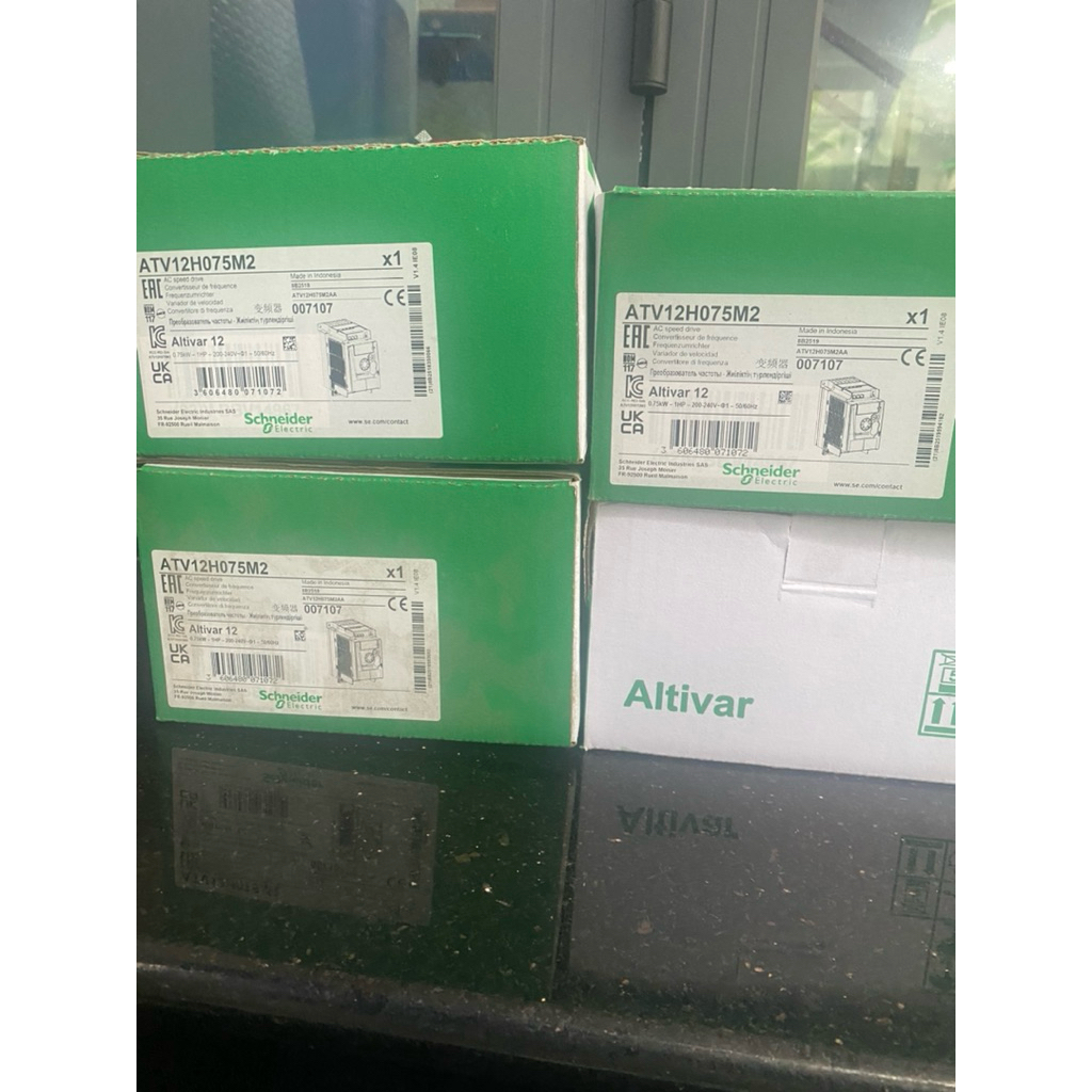 Biến tần Schneider 0,75kw 1hp 220V