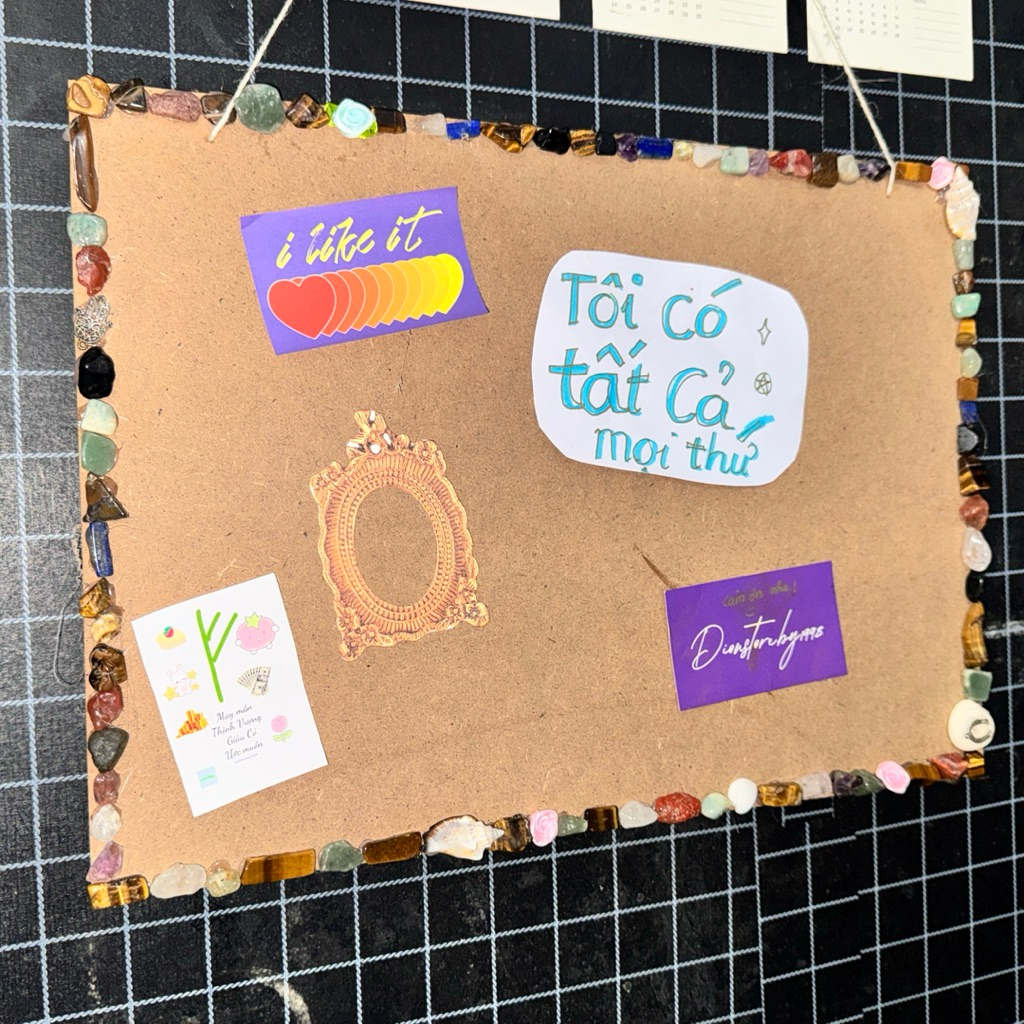 Bảng tầm nhìn manifestations đính Crystal năng lượng 🔮Vision Board (Đọc mô tả giúp mình ạ)