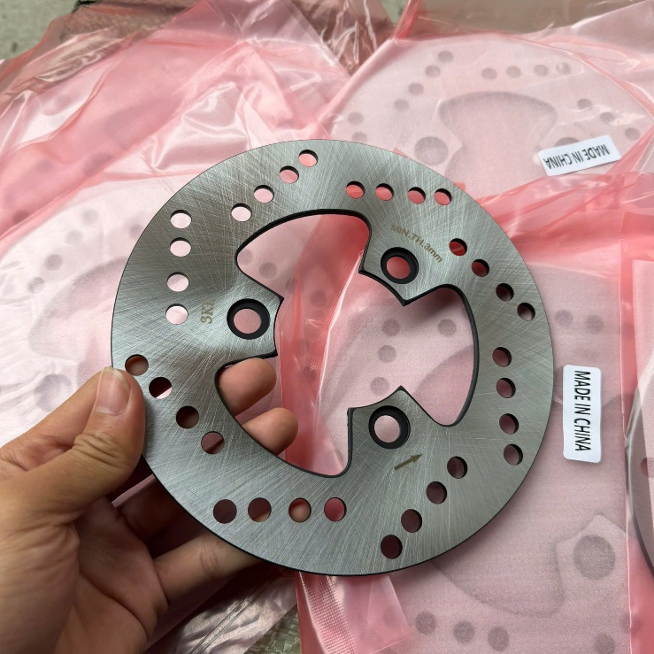 Dĩa Thắng VinFast Evo 200 – Chuẩn Zin, Lắp Vừa Feliz/ImpES/Ludo – Độ Bền Cao