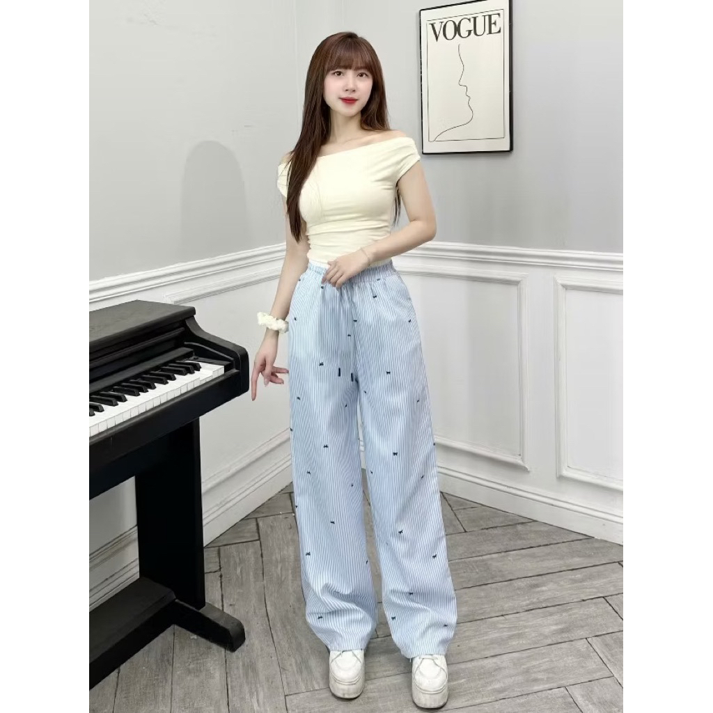 Quần kẻ sọc ống rộng hoạ tiết nơ nhí nữ có đủ size dáng rộng ống suông cạp chun co giãn | BigBuy360 - bigbuy360.vn