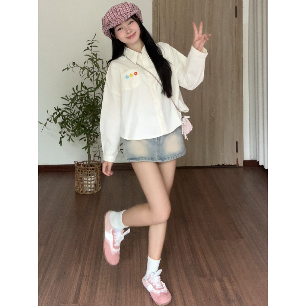 Áo sơ mi nữ dáng ngắn Lilla Top Togo Clothing Form rộng tay dài thêu hoa thanh lịch cá tính | BigBuy360 - bigbuy360.vn