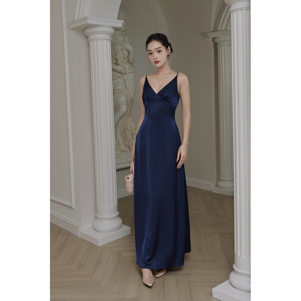 Đầm lụa / váy lụa cổ V gợi cảm quyến rũ ARÉNE AD037 | BigBuy360 - bigbuy360.vn