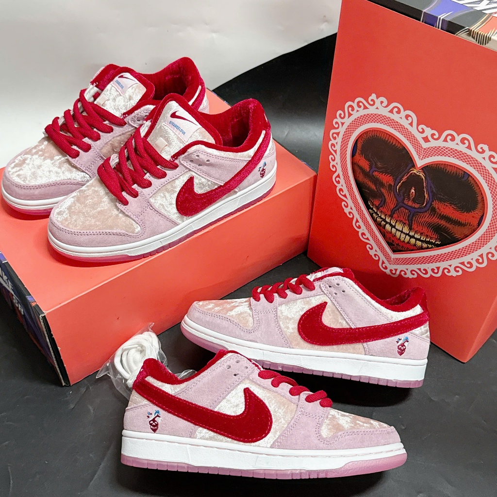 Giày Thể Thao Nike SB Dunk Low StrangeLove Valentine’s – Sneaker SB Hồng Đỏ [The Sneaker ZOOM]