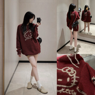   Steezy  Áo len lông cừu dày phối cổ chỉ nâu thêu HELLO KITTY form rộng chùm mông áo len dài tay thu đông cho nữ L6730 