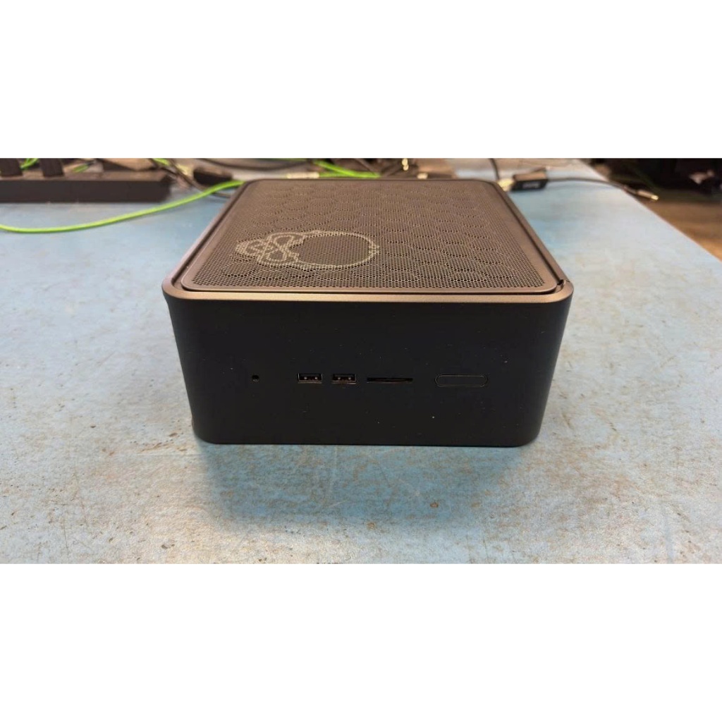 NUC 9 extreme i9-9980HK có thể cắm GPU rời để chơi game hoặc machine learning_CHỈ 11.5 TRIỆU