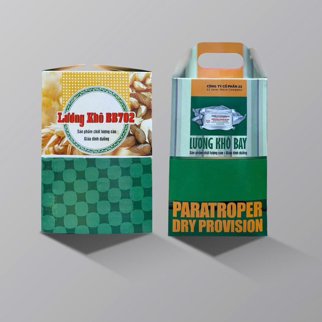 Combo 1,7kg ( 1 hộp lương khô Bay 1kg và 1 hộp lương khô BB702 700g) - 20 gói snacks