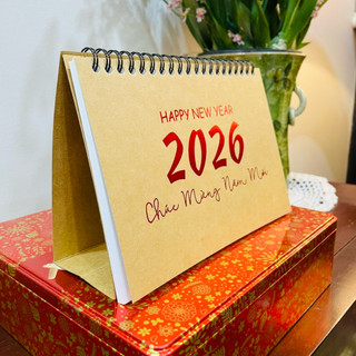  Lịch Để bàn 2026 - Thiết kế Vintage - Đế giấy Kraft - Có âm lịch ghi chú Planner. Kích thước 13x19cm 