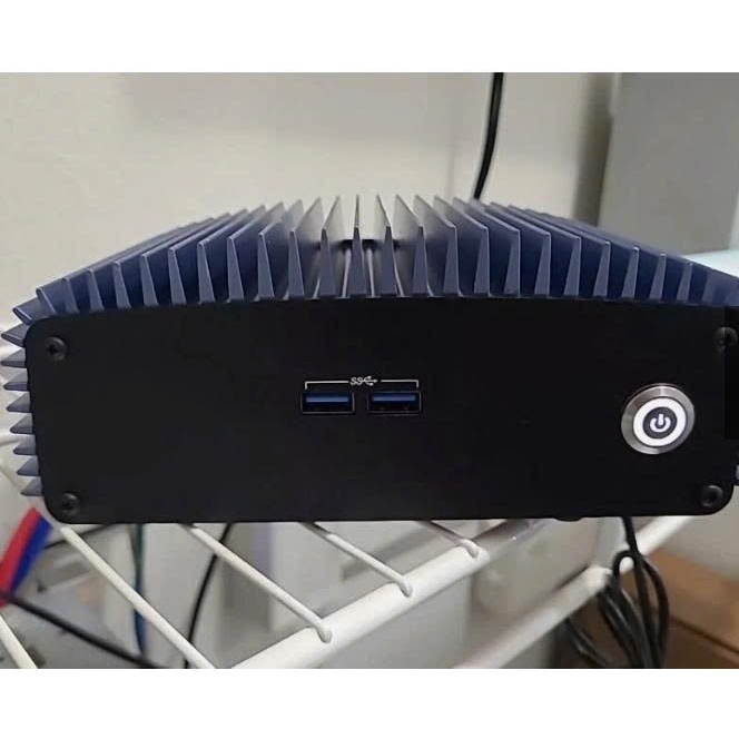 SimplyNUC NUC7I7DNFE i7-8650U 8GB không quạt CHO DÂN CHƠI ÂM THANH- GIÁ CHỈ 5.4 TRIỆU