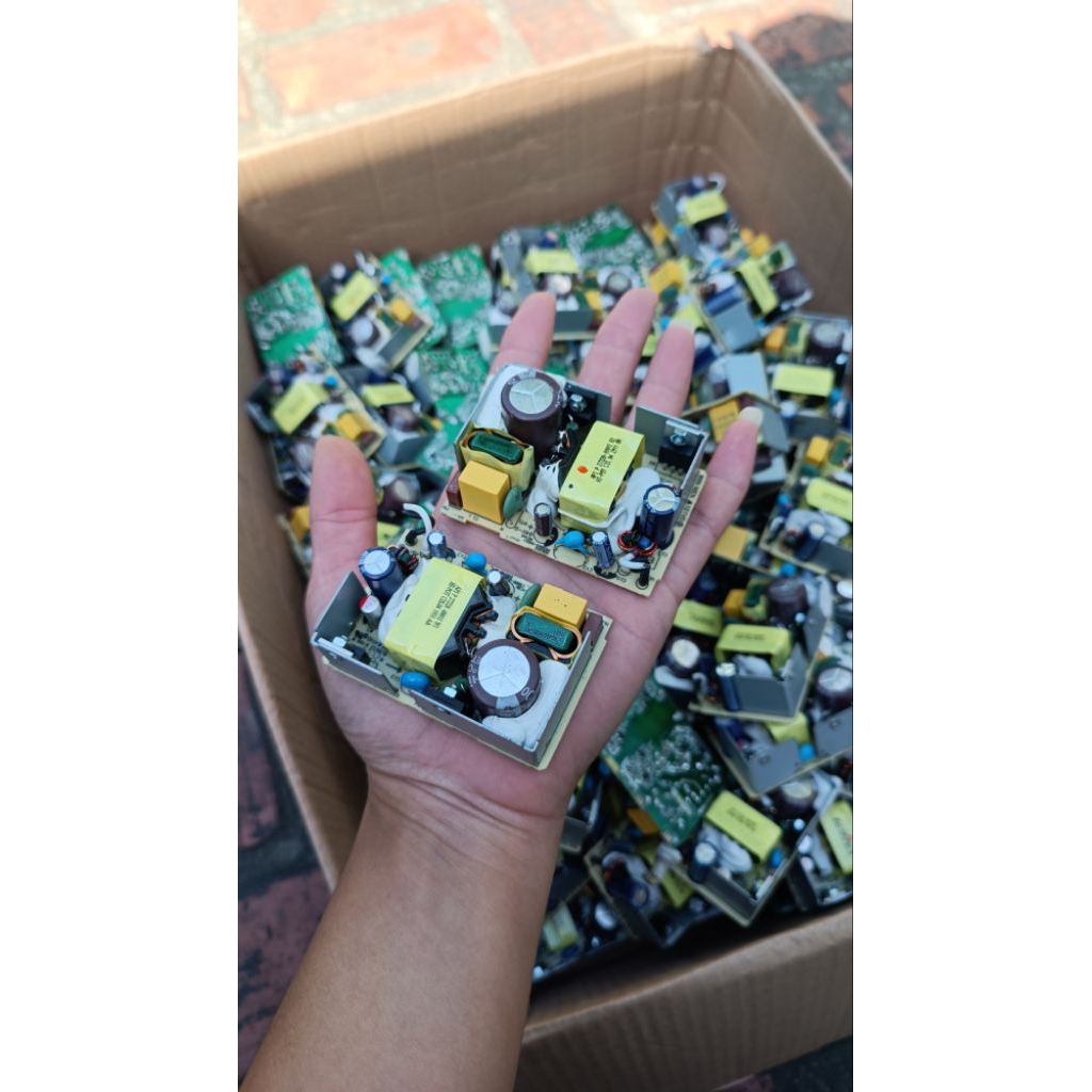 bo nguồn 12v5A không vỏ tháo adapter