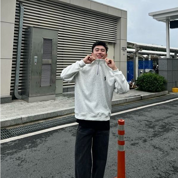 ÁO Sweater Cổ Zip Nam Nữ , Nỉ 2 Da Mềm Mịn Dày Dặn Có Khóa Cổ Fom Rộng Unisex Nam Nữ 2025 | BigBuy360 - bigbuy360.vn