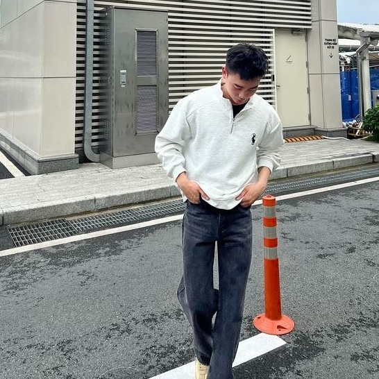 ÁO Sweater Cổ Zip Nam Nữ , Nỉ 2 Da Mềm Mịn Dày Dặn Có Khóa Cổ Fom Rộng Unisex Nam Nữ 2025 | BigBuy360 - bigbuy360.vn