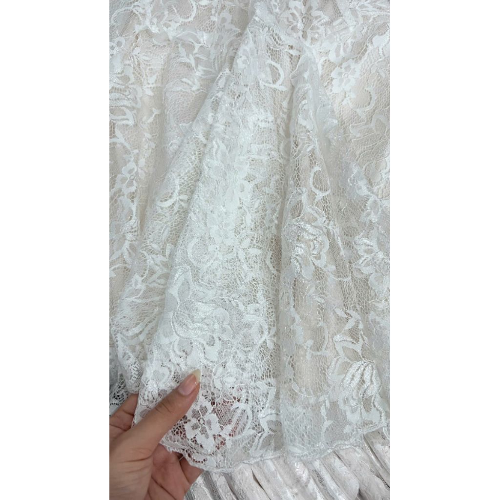 Đầm Ren Tiểu Thư Dáng Xoè Thêu Hoa Cao Cấp, Trẻ Trung, Xinh Xắn, Quyến Rũ, Chất Ren Lụa Loại 1 Dày Mềm Mịn, Mát, Bền | BigBuy360 - bigbuy360.vn
